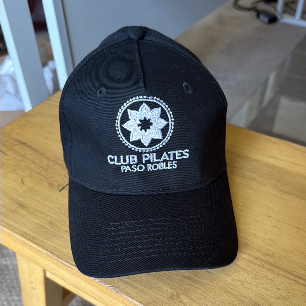 Black Club Pilates Cap